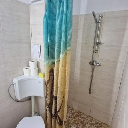 Apartment Garsoniera Cristal Saturn